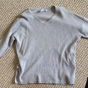Elle Men's Light Gray V-Neck Sweater